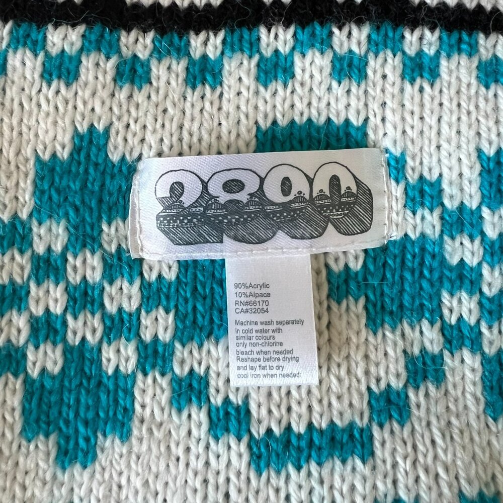 Urban Outfitters 2890 Black, White & Blue Reindeer Pattern Scarf & Hat Bundle - Picture 4 of 5